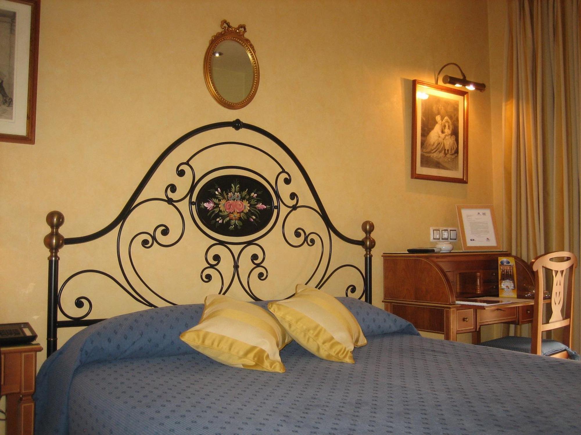 Hotel Santiago Benavente Kültér fotó
